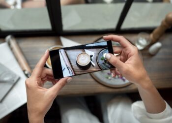WhatsApp Traz Aprimoramento para Câmera de Zoom no iPhone