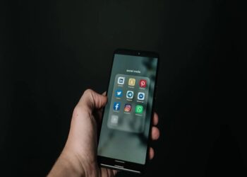 Instagram Terá um novo Botão para Compartilhar Stories no WhatsApp; entenda