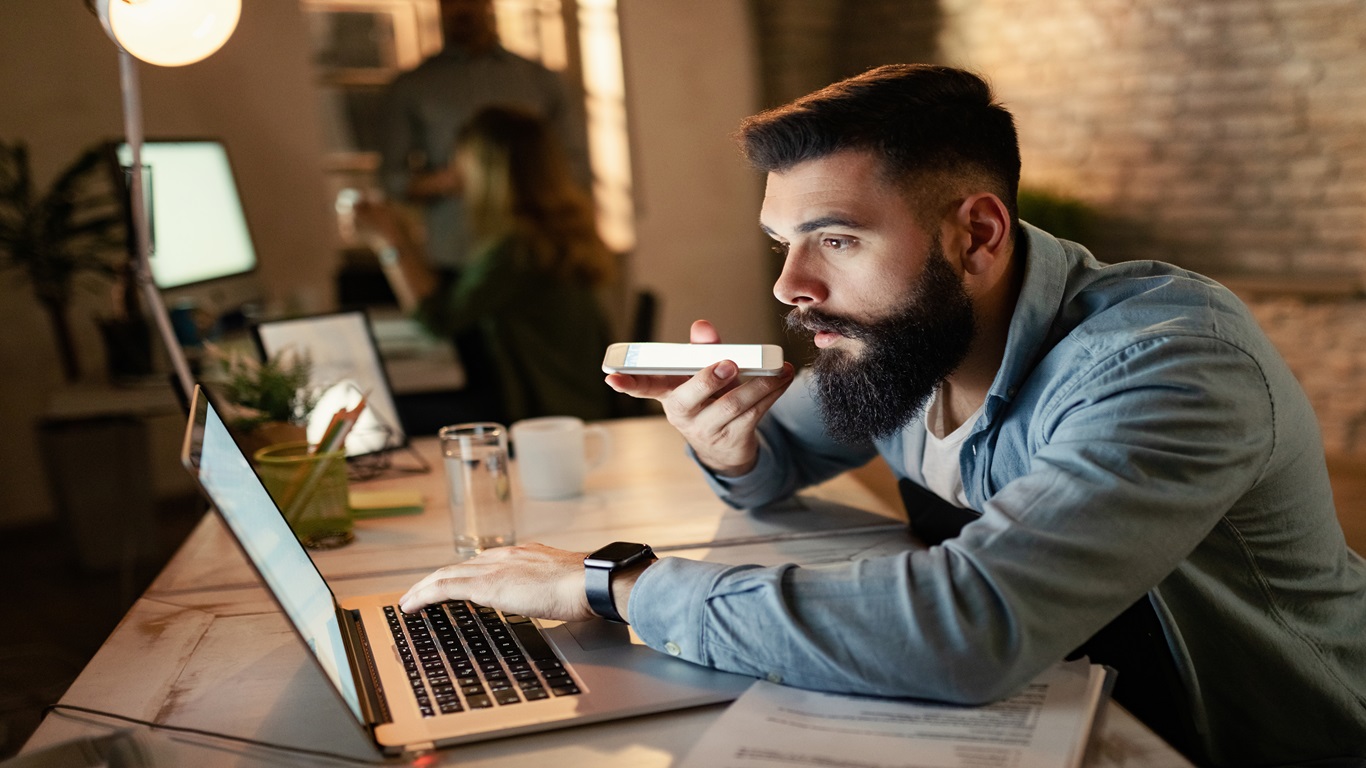 Trabalha no PC 8 dicas para evitar o estresse e problemas de saúde ao trabalhar no computador